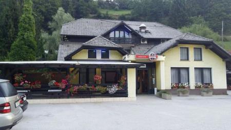 gostilna-potrbin-trojane